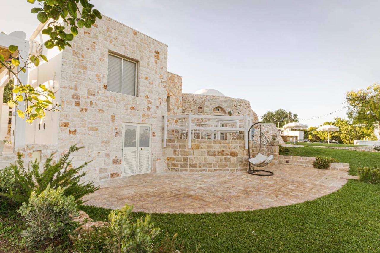 ホテル Relais Il Trullo Della Rupe オストゥーニ エクステリア 写真