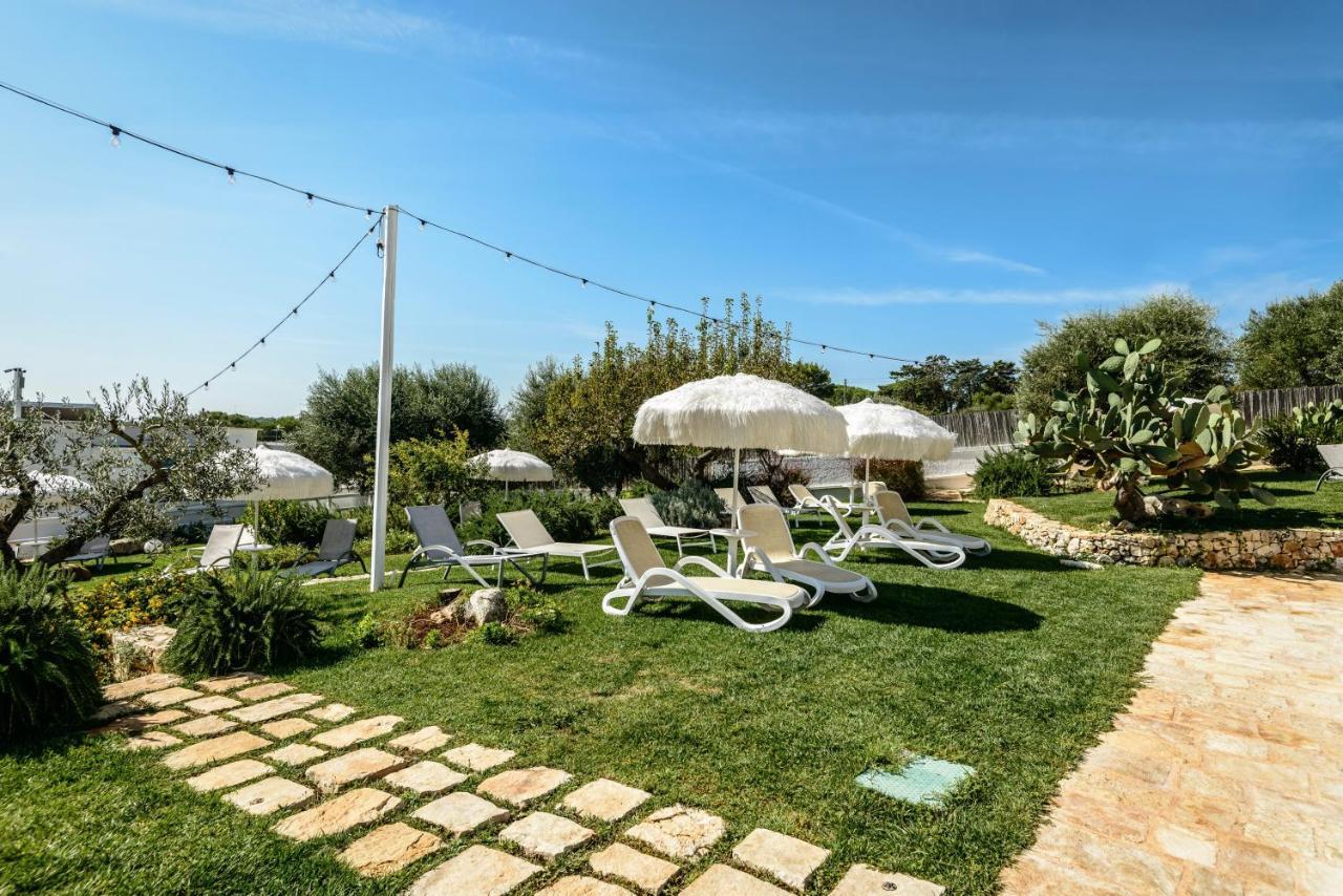 ホテル Relais Il Trullo Della Rupe オストゥーニ エクステリア 写真