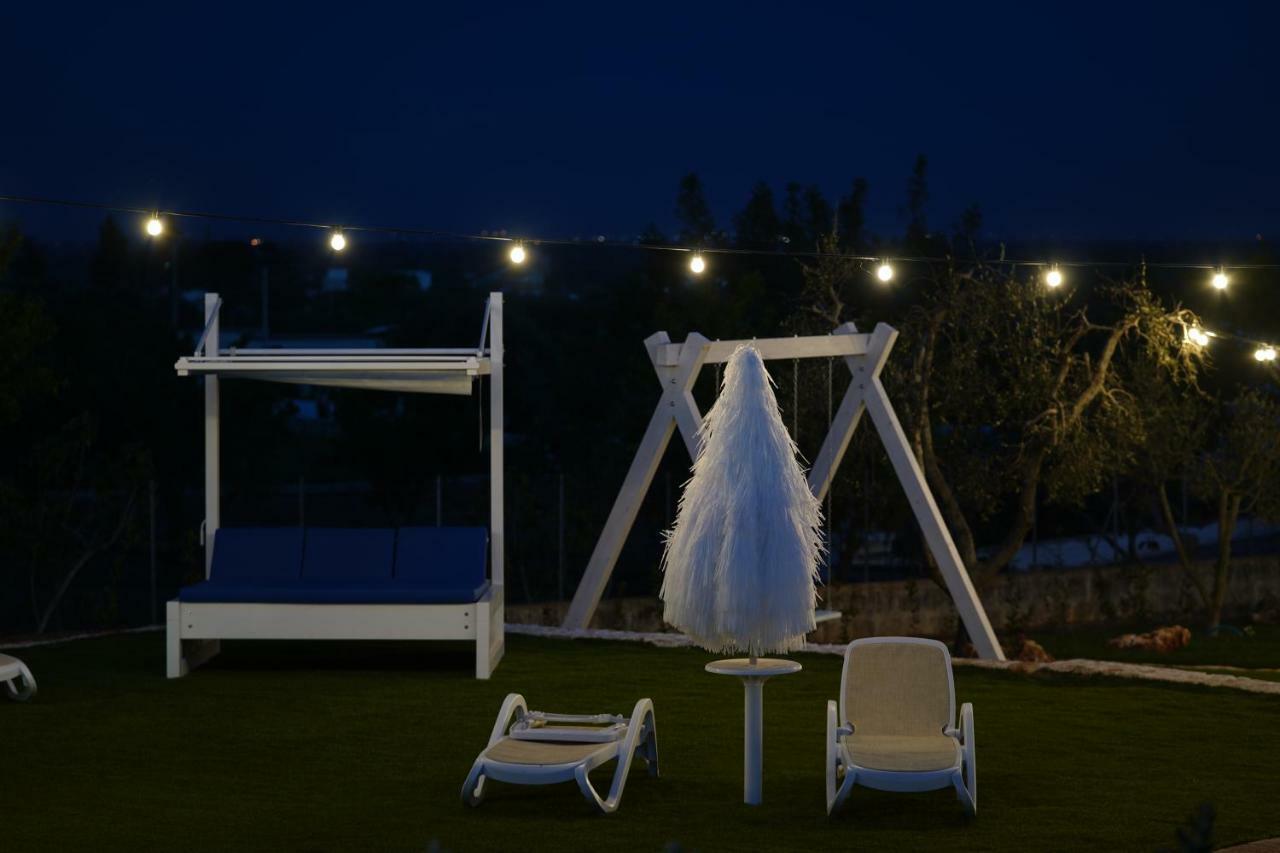 ホテル Relais Il Trullo Della Rupe オストゥーニ エクステリア 写真