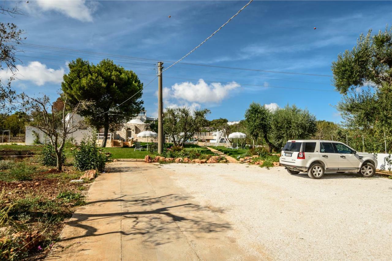ホテル Relais Il Trullo Della Rupe オストゥーニ エクステリア 写真